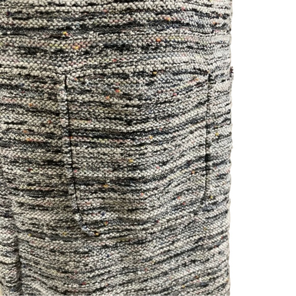 Ann Taylor Loft gray and ivory textured shift a-line dress. Size M petite - Picture 2 of 10